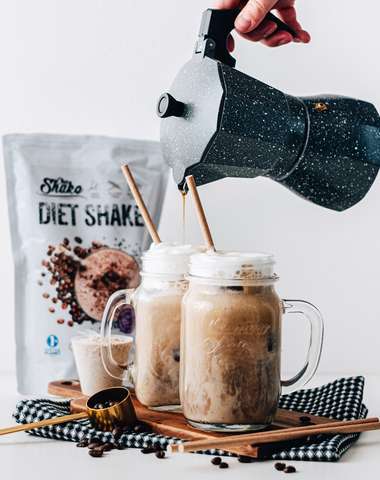 Schudnite s diétnym jedálničkom Chiashake.sk - proteínové maslá, pudingy, palacinky aj vegan shaky