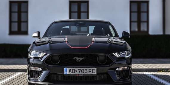 Požičajte si Mustang alebo Camaro na 1 a viac dní a zažite jazdu snov/Trnava