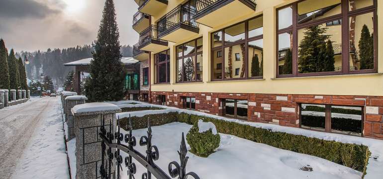 Hotel Klimek**** stojí v krásnom prostredí poľského mestečka Muszyna