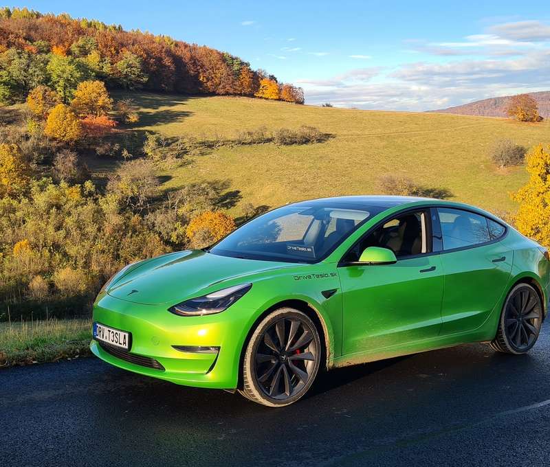 Jazda na Tesla Model 3 Performance