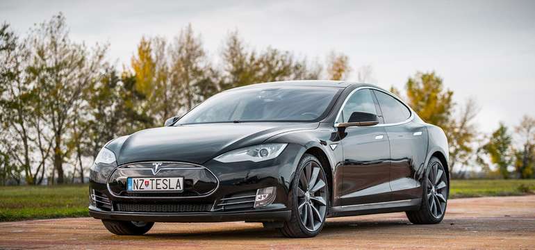 Jazda snov na Tesla Model S 100D