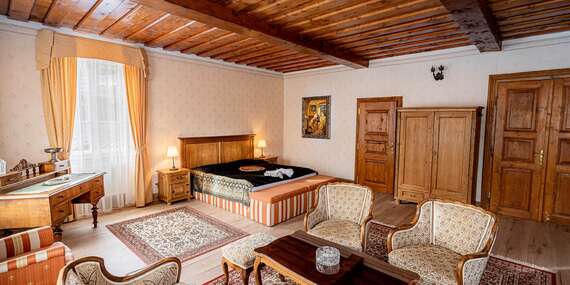 Romantický pobyt v historickom centre Banskej Štiavnice v penzióne Cosmopolitan I./Banská Štiavnica