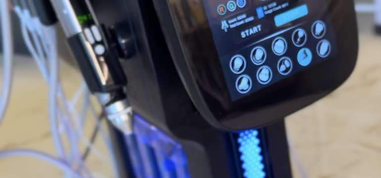 Ošetrenie Hydrafacial pre žiarivú pleť v Maya Beauty Clinic