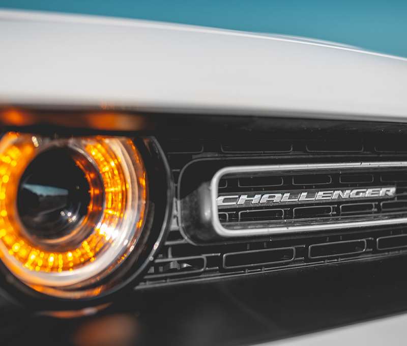 Jedinečný zážitok za volantom nadupaného Dodge Challengera V8 HEMI 5.7l