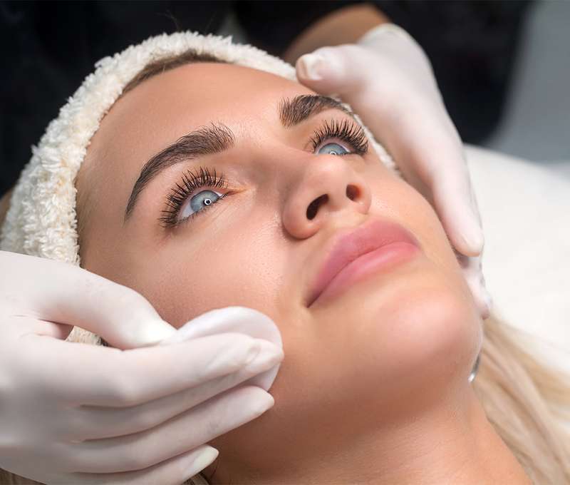 Lash lifting a Lash botox pre dlhšie a hustejšie mihalnice 