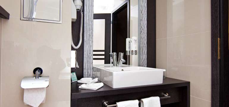 Kúpeľňa v hoteli Holiday Inn**** Trnava