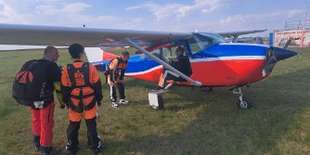 Tandemový zoskok z lietadla (Cessna 182P)
