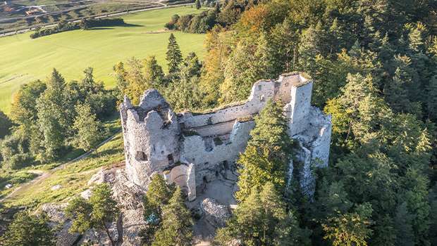 Hrad Blatnica - tip na vylet v okoli turniacksych teplic