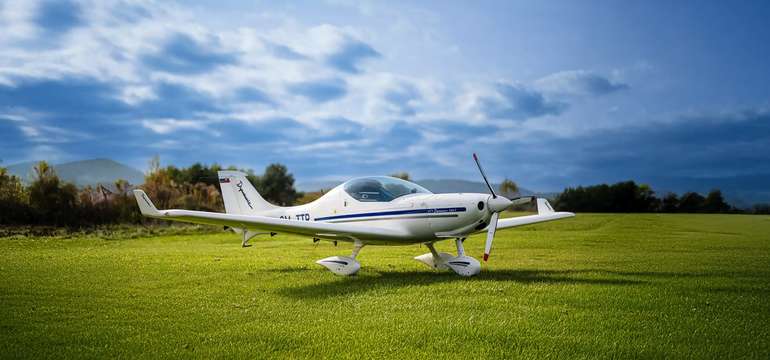 Zážitkový let lietadlom AEROSPOOL s možnosťou pilotovani