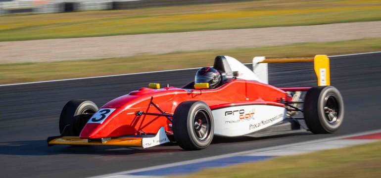 Zrýchlenie z 0-100 km/h – pod 4 sekundy
