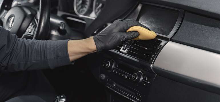 Čistenie interiéru vozidla a klimatizácie v Auto Žilina