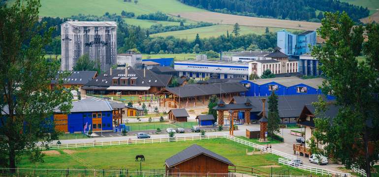 Známy komplex Nestville Park