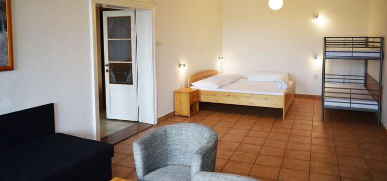 Rodinný apartmán s 2 izbami pre 7 osôb