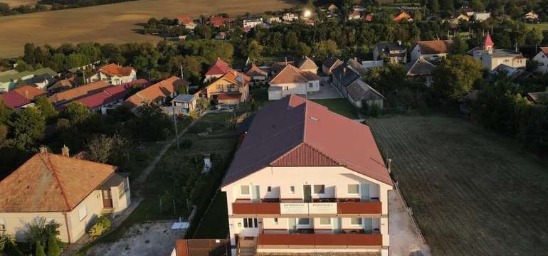 Rezidencia Podhájska v tichom prostredí