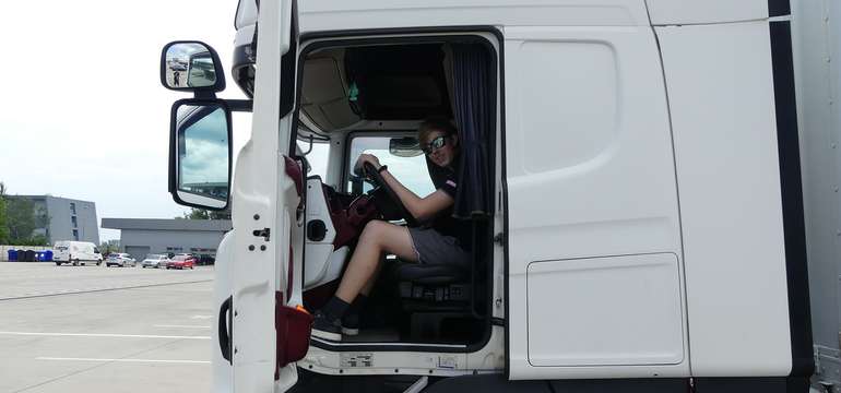 Šoférovanie ťahača Scania R420 Topline bez návesu