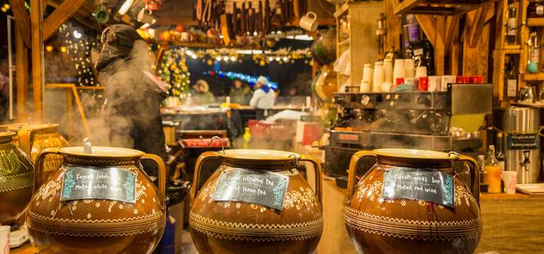 Výlet na adventné trhy do Budapešti s cestovnou kanceláriou Travelholic