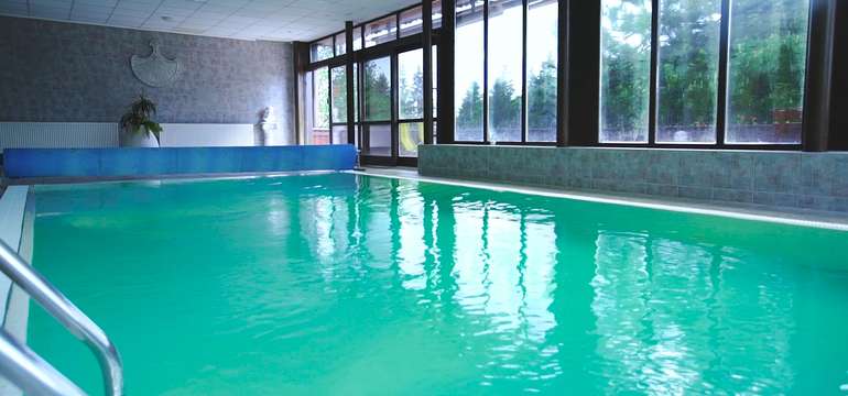 HOTEL ŠACHTICKA, Neobmedzený vstup do bazéna (bazén s protiprúdom)
