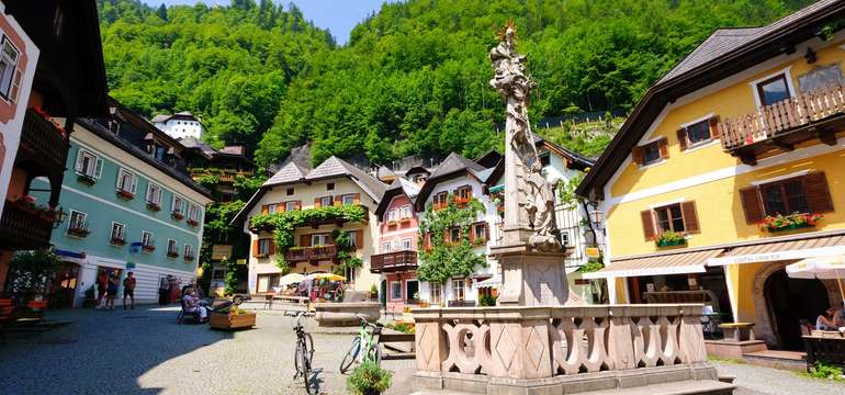 Jedna z najkrajších dediniek na svete - Hallstatt