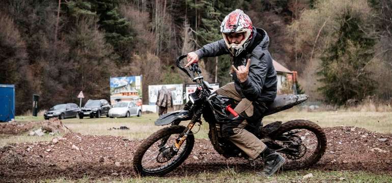 Zažite neskutočnú silu elektrických motoriek KUBERG či TALARIA