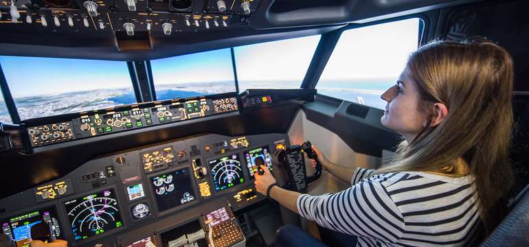 Let na simulátore Boeingu 737
