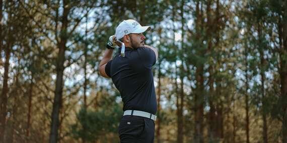 Získajte zelenú kartu a ročné členstvo v klube na golfovom kurze Dynamic Golf Academy/Báč - Apex Golf Club