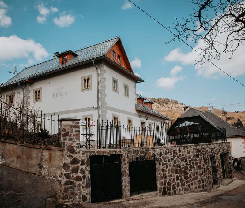 Resla Residence*** v centre Banskej Štiavnice pri Klopačke