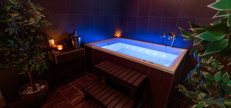 Privátne wellness so sviečkami a welcome drinkom v PREMIUM**** business hotel