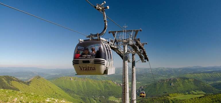 50 % zľava na kabínovú lanovku Chleb