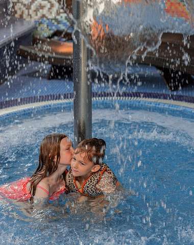Poľský hotel Klimek**** má vlastný aquapark s bazénom, vírivkou a toboganom