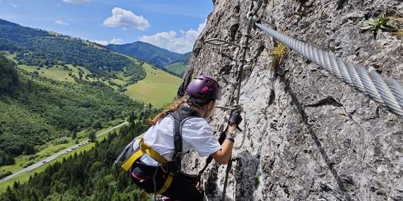 Ferratový kurz v teréne s inštruktorom v lokalitách Liptovské Revúce - Dve Veže, Nitra - Zobor alebo Zvolen - Sokolie skaly/Liptovské Revúce/Nitra/Zvolen