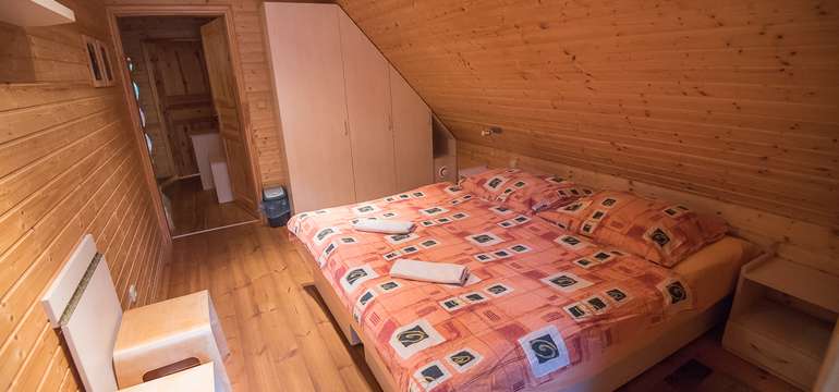 Aktívna dovolenka v chatkách alebo apartmánovom dome rezortu Ekoma vo Zvolene