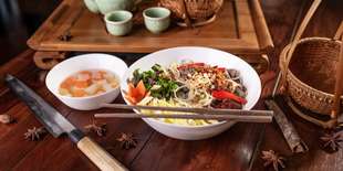 Hovädzie Bum Bò Nam Bộ 450 g + ostrokyslá 0,3 l