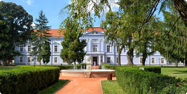 Kaštieľ Mojmírovce