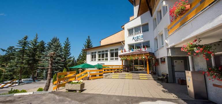 AVENA RELAX HOTEL***  má výbornú polohu pre aktivity