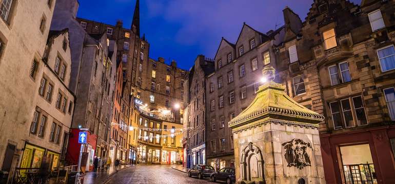 Vďaka prepracovanému programu spoznáte tie najzaujímavejšie miesta Edinburghu a okolia