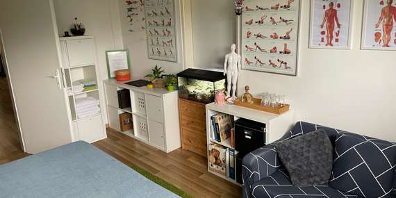 EXTRA CENA: Relaxačná masážna technika Aroma Touch v salóne Refreš/Bratislava - Petržalka