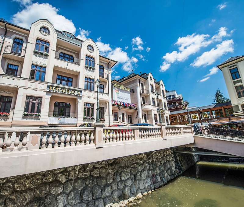 MOST SLÁVY*** je štýlový, kvalitne vybavený hotel v svetoznámych Trenčianskych Tepliciach
