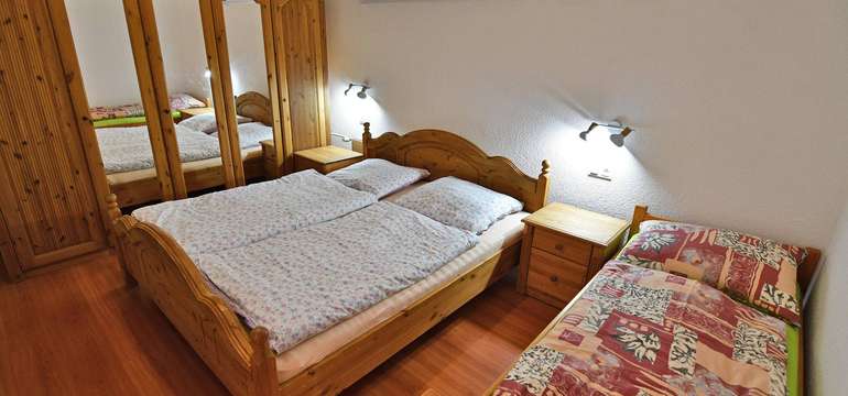 Ubytovanie v zadnom rodinnom apartmáne (4+1)