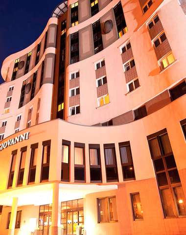 Hotel Don Giovanni**** má výbornú polohu v tesnej blízkosti centra mesta