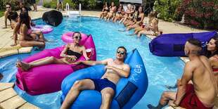 Nafukovacie vaky a stoličky KYGA