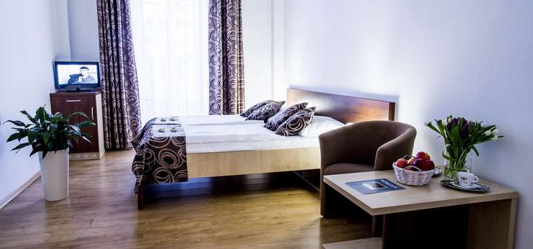Hotel Granit Piešťany - kúpeľný ústav F. E. Scherera - izba