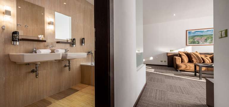 Apartmány Deluxe (2 + 2 osoby) v hoteli Altis**** vám poskytnú veľkorysý priestor