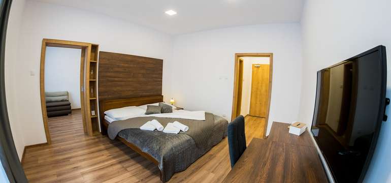 Apartmán 2 – Rodinná izba s dvomi spálňami (4 + 1)