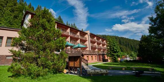 Horský Hotel Podjavorník*** s neobmedzeným relaxom v bazéne a polpenziou/Papradno - Orava a Kysuce