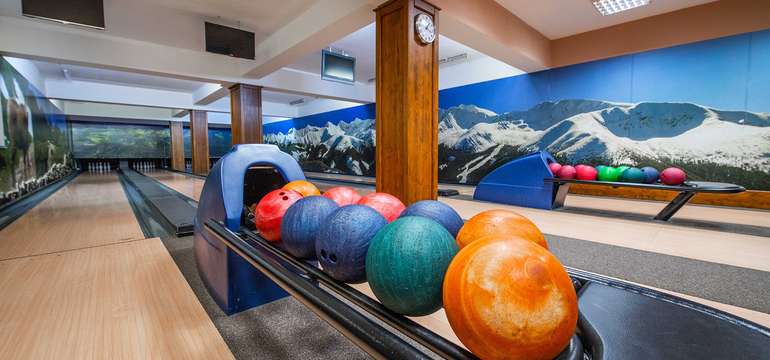Ve volném čase si v Kolibe Josu můžete zahrát bowling nebo kulečník