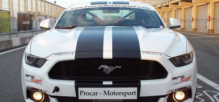 Ford Mustang GT V8 