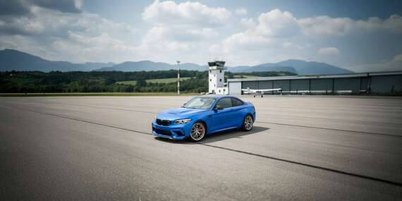 Jazda na letisku na najlepších športových autách na Slovensku so SportDrive - ako jazdec či spolujazdec/Letisko Nitra, Senica, Žilina, Svidník