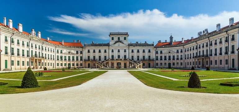 Nádherný zámok Esterházy vo Fertőde a Sopron