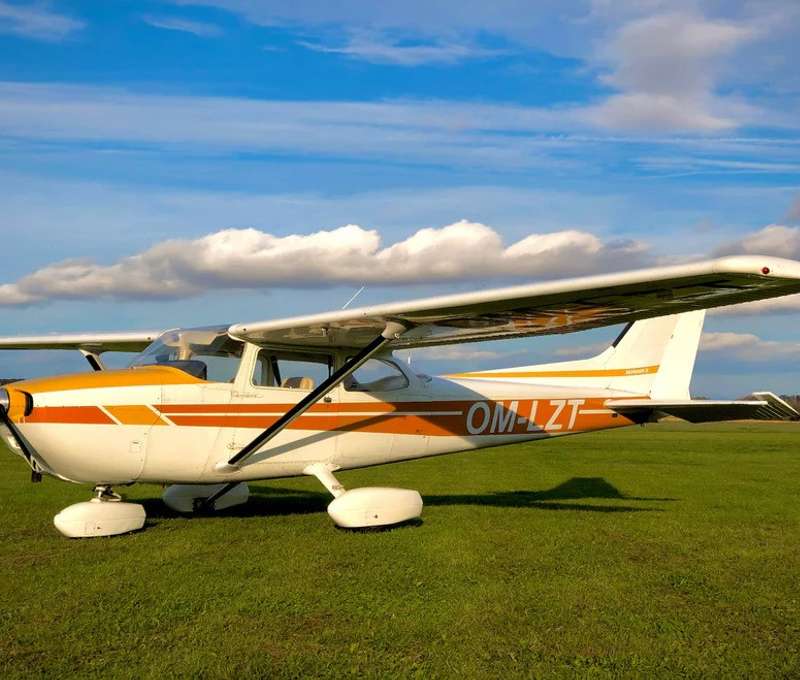 Zážitkový let s Cloud Adventures v 4-miestnej Cessna F172N