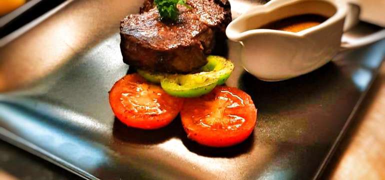 Gastronomické pochúťky v reštaurácii Brix